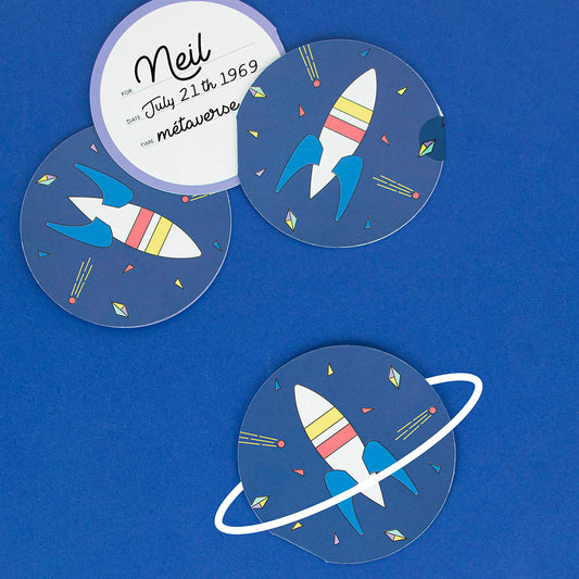 Themed birthday for boys: blue astronaut invitations