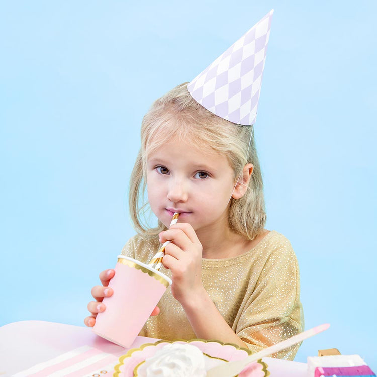Chapeaux d'anniversaire enfant pointus pastel