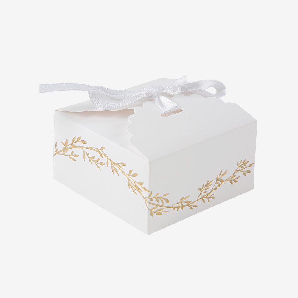 1 Pc Coffret Cadeau Nouvel An Rubans Cadeaux Pour Cadeaux Contenants à  Cupcakes Ruban Cadeau Rouge Gobelet En Papier Contenant Cadeau Fausse Rose  Mariage Matériau Composite De Bébé : : Cuisine et