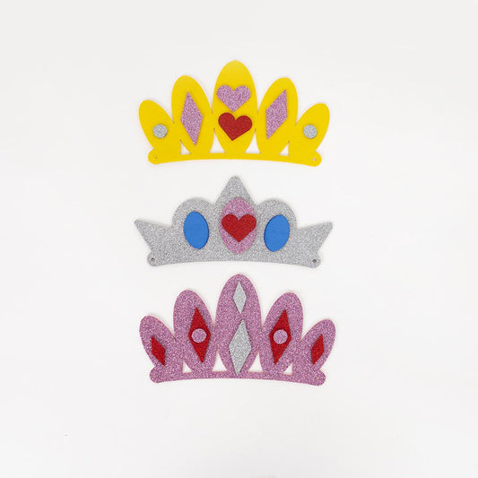 Taller de cumpleaños niña princesa: 12 coronas para decorar