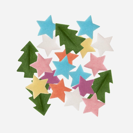 Pequeñas estrellas y árboles de colores para decorar un tronco de Navidad