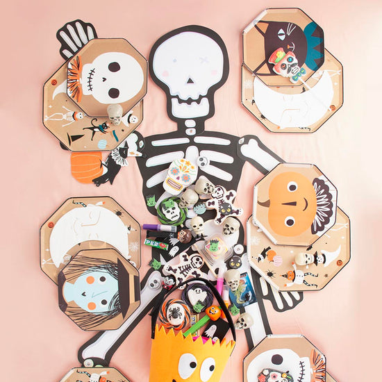 Table deco halloween enfant avec squelette geant par my little day