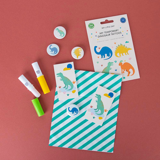 Idea original de regalo de cumpleaños para niño: mini libreta de dinosaurios