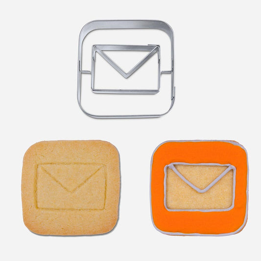 Emporte pièce pour déco gateau forme enveloppe mail 