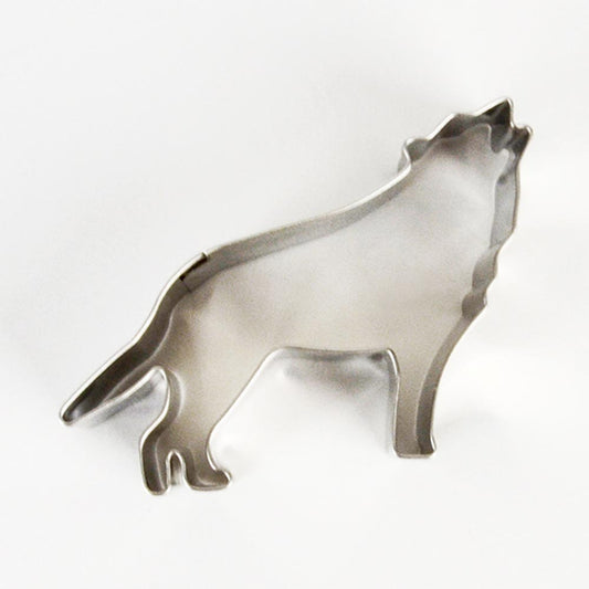 Cookie cutter in the shape of a wolf for birthday or animal-themed party