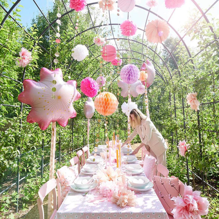 Globo de helio de flor de cerezo fucsia: decoración de baby shower de niña
