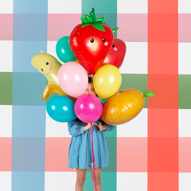 Ballon hélium en forme de fraise pour decoration fete originale