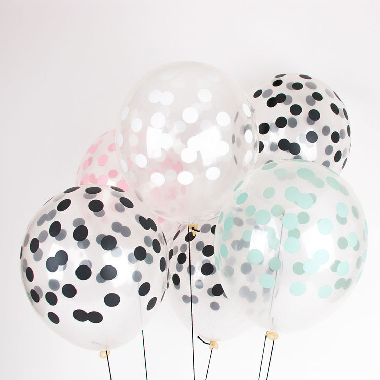 Ballons blancs à confettis pour décoration de fetes et mariages.