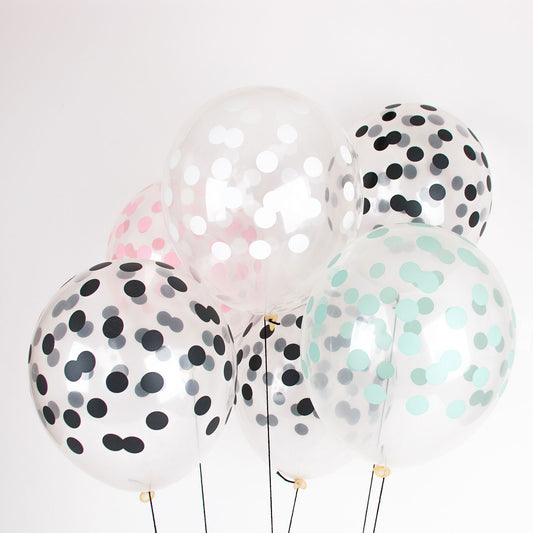 For a beautiful and soft decoration, the transparent confetti balloons acqua