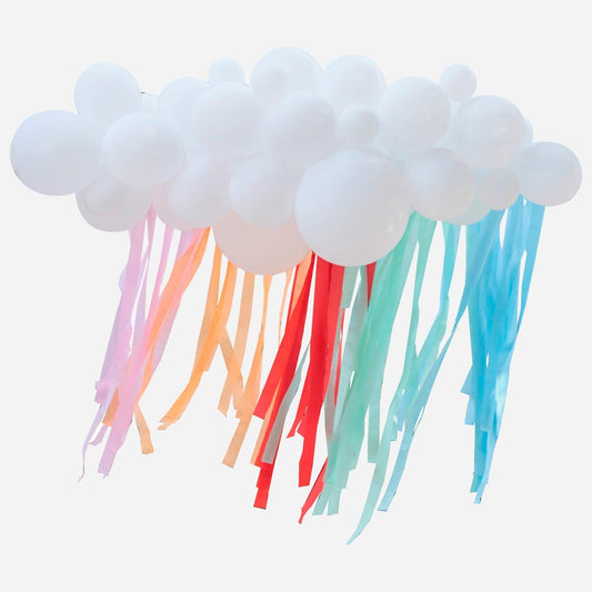 Cloud of balloons and rainbow crepe: baby shower decoration, baby birthday