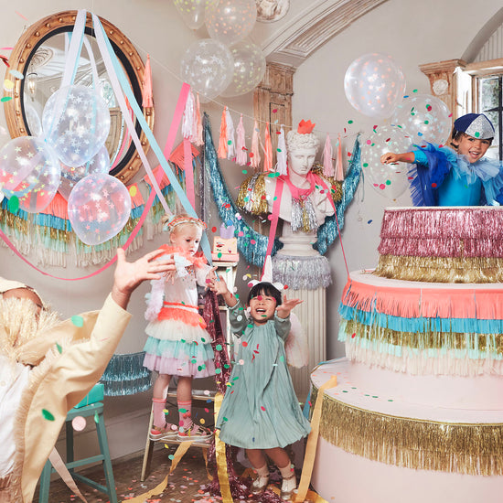 Idea decorativa para un cumpleaños infantil excepcional con decoración Meri Meri