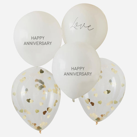 Décoration anniversaire de mariage : ballons nude et confettis happy anniversary