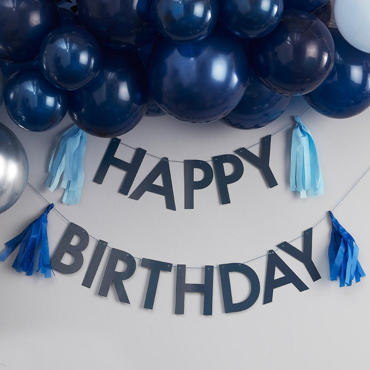 Guirlande happy birthday et ballons bleus pour deco anniversaire 