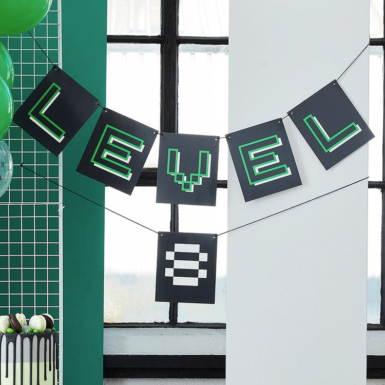 Customizable garland for a teen video game birthday