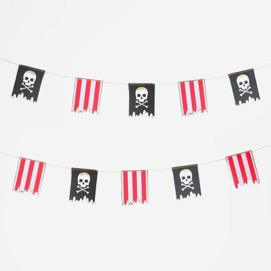 Guirnalda de fiesta de cumpleaños pirata: banderines piratas