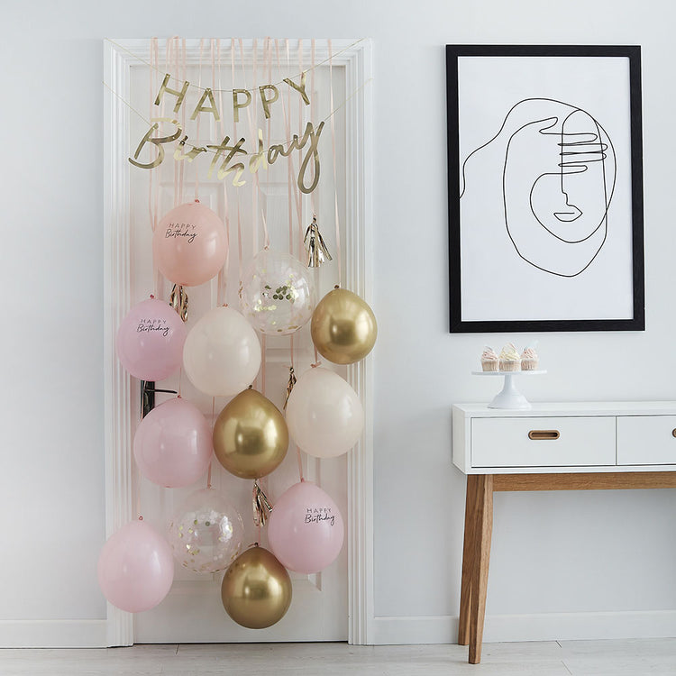 Kit de décoration anniversaire ballons dorés, roses, blancs guirlande Happy Birthday