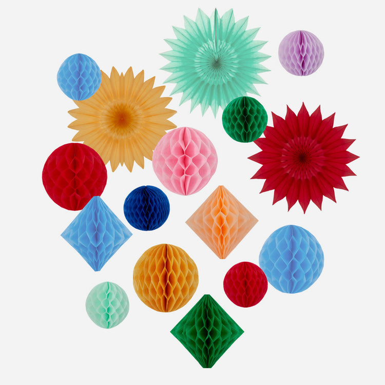 Children's birthday: multicolored paper lanterns decorative kit