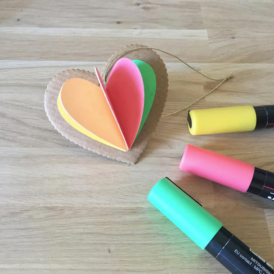 8 coeurs à créer et à colorier pour gift tag emballage cadeau