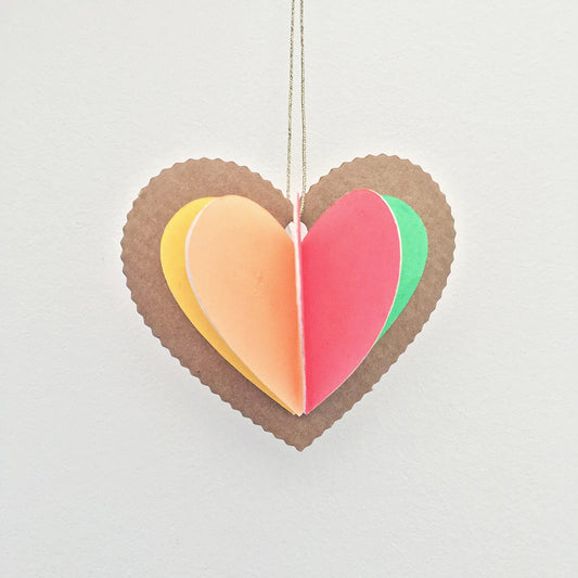 8 corazones para crear y colorear para una decoración de boda personalizada
