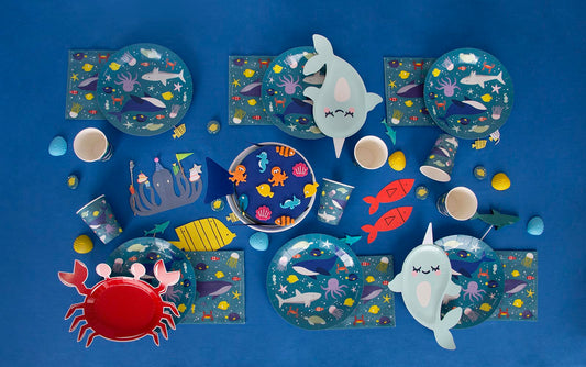 Idea de decoración de mesa con animales marinos: kit de cumpleaños del océano