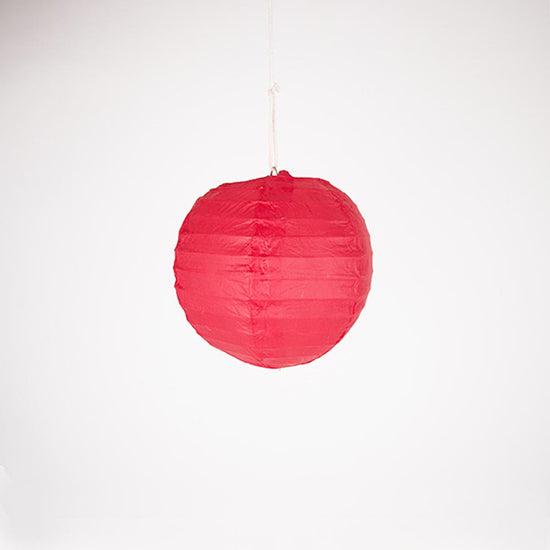 Bola de papel roja colgante para decoración de fiesta colorida