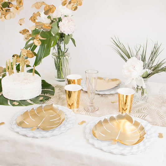 Elegante idea de decoración de mesa de boda tropical de My Little Day