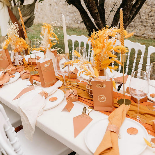 10 conos de terracota y oro para decorar una boda bohemia