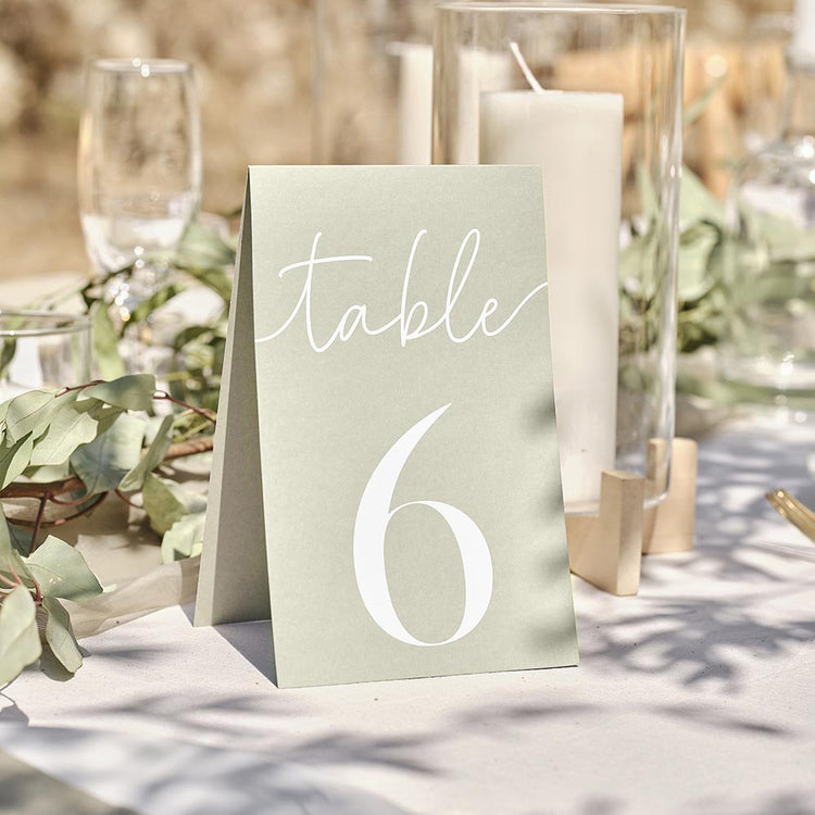 12 marques tables sauge pour decoration de table mariage champetre