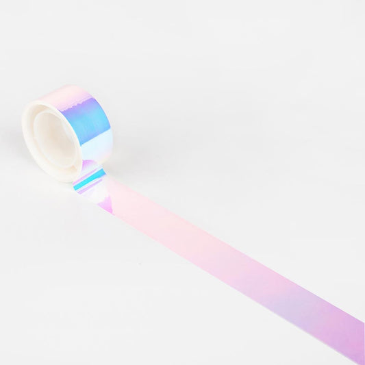 An iridescent white tape for a creative birthday workshop!