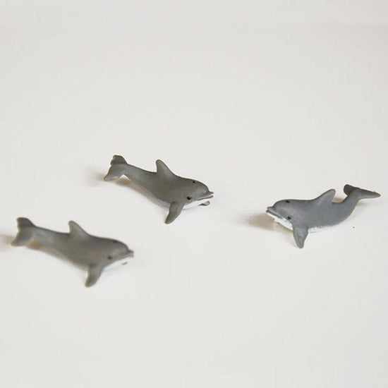 Figuritas de delfines: regalos de cumpleaños o toppers temáticos acuáticos