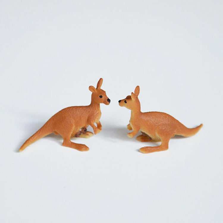 Children's animal birthday decoration: mini kangaroo figurines