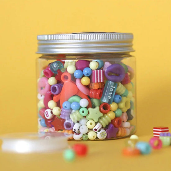 Idée cadeau anniversaire fille : Mix de perles multicolores La Petite Epicerie