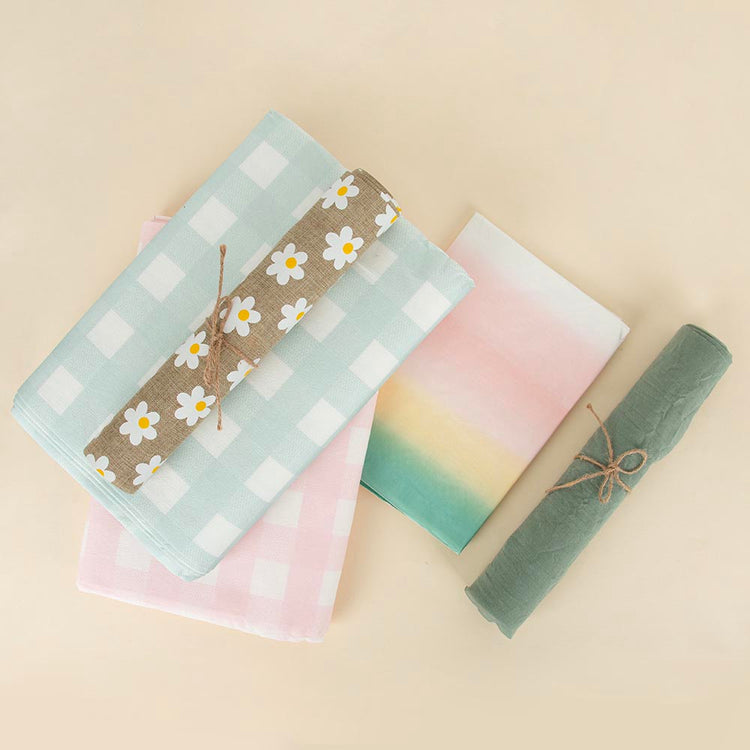 Nappe en papier pastel pour décoration d'anniversaire enfant