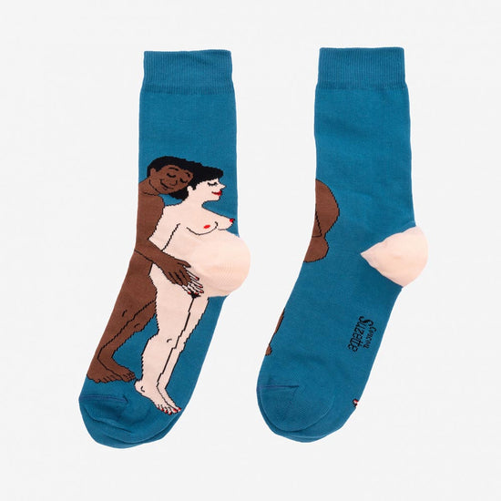 Idée de cadeau pour baby shower : une paire de chaussettes amusantes