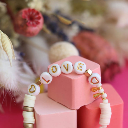 Bracelet à personnaliser perles heishi love à offrir ou pour soi-même