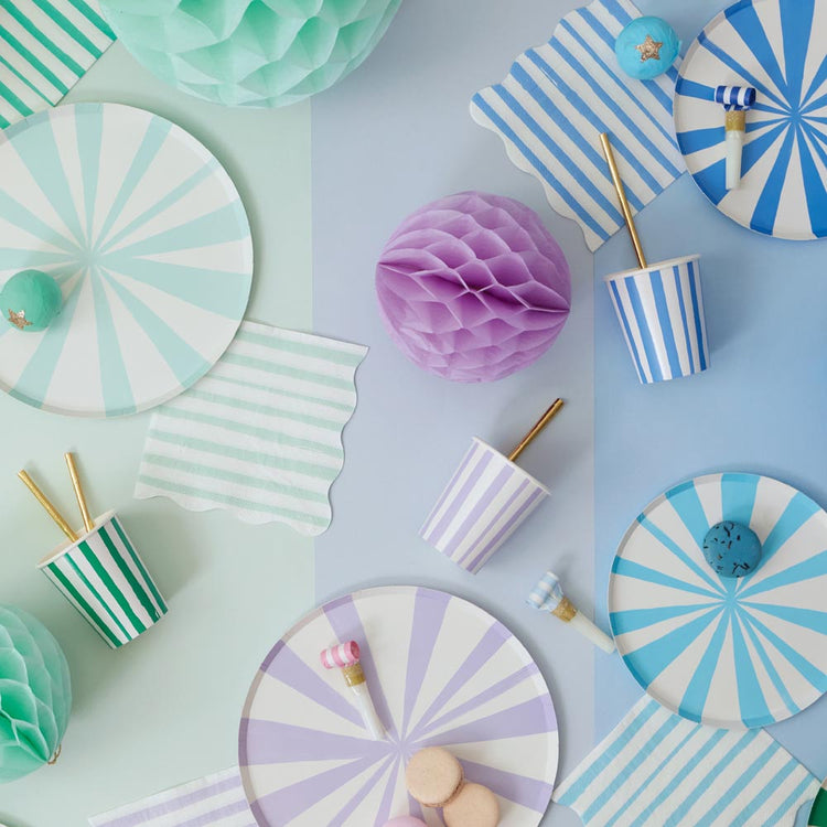 Pastel birthday decor: pastel striped tableware for the party table