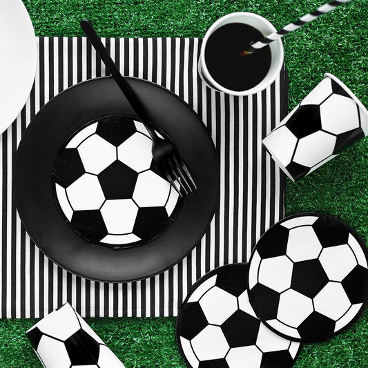 Anniversaire foot : déco pique nique thème foot avec boites à bonbons maillot