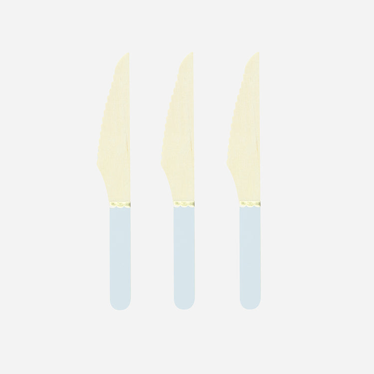 Party table: 8 light blue wooden knives for your party table