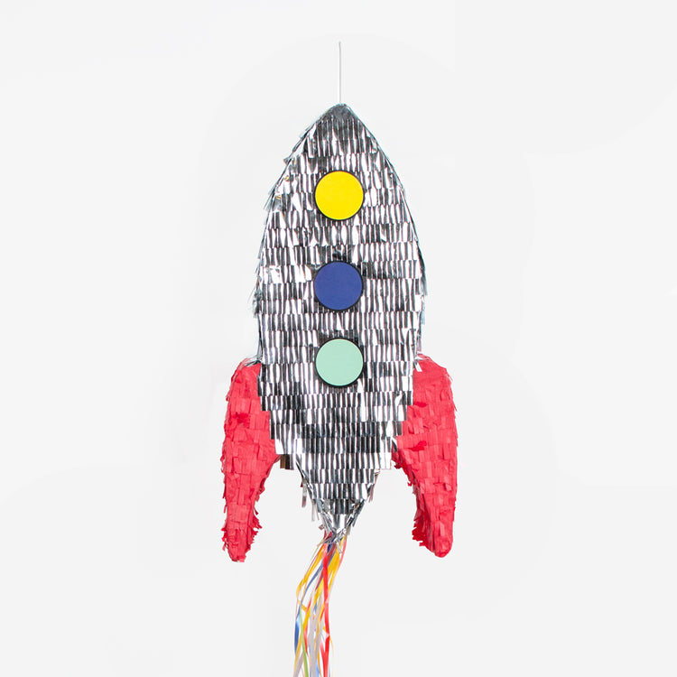 Cohete de piñata para llenar para una exitosa animación de cumpleaños astro