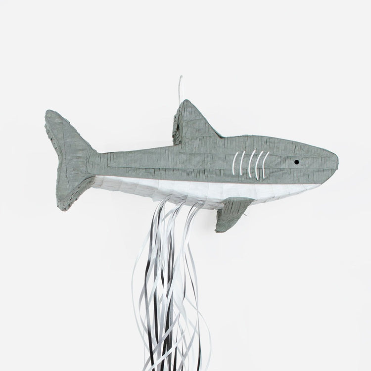 Piñata de tiburón para rellenar una fiesta de cumpleaños de animales marinos