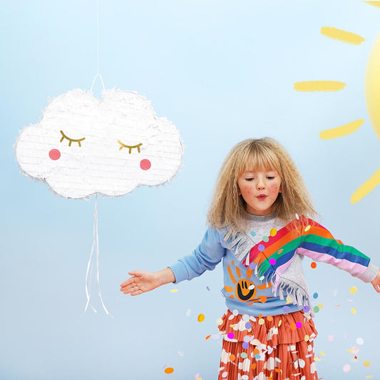 Decoración de cumpleaños para niñas con temática meteorológica: piñata de nubes
