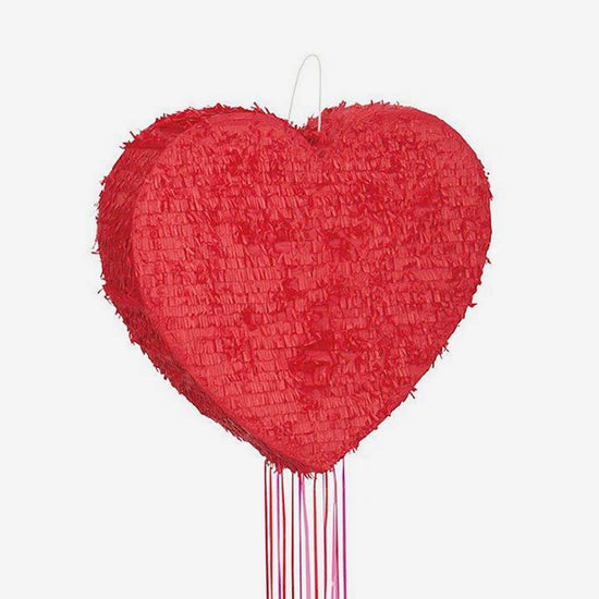Pinata coeur rouge pour une activité Saint Valentin originale