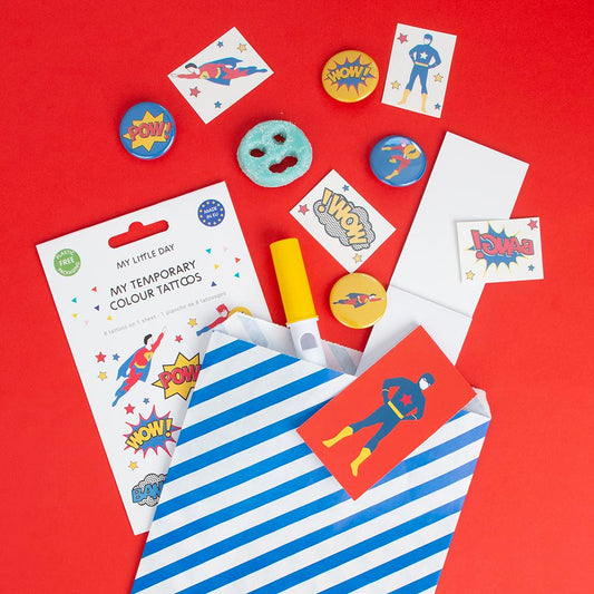 Kit de bolsa sorpresa para ofrecer para un cumpleaños con temática de superhéroes