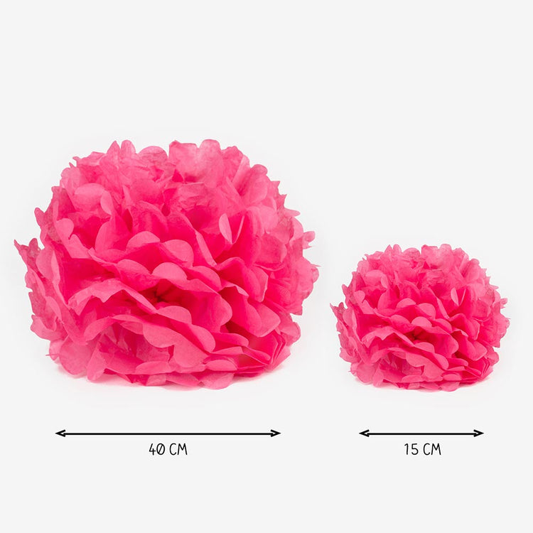 Pompones de raso rosa disponibles en dos tamaños: 15 y 40 cm