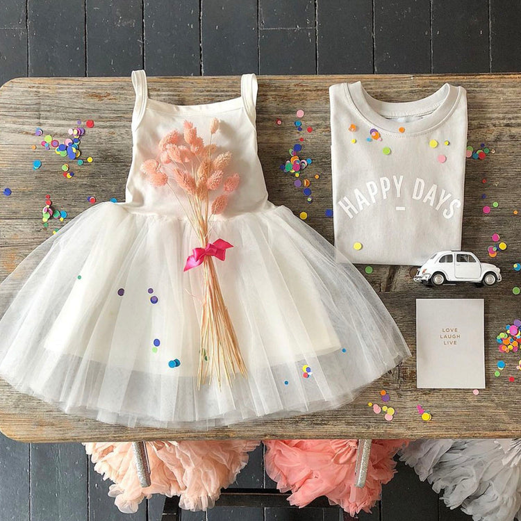 White princess costume for girls: birthday gift for girls