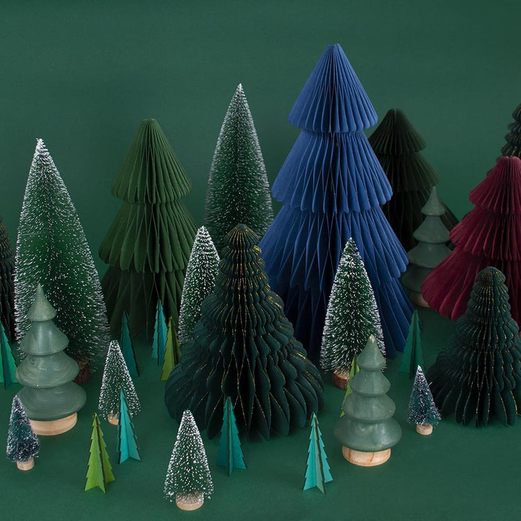 Sapins de Noel en papier pour deco tabmle de fete de noel