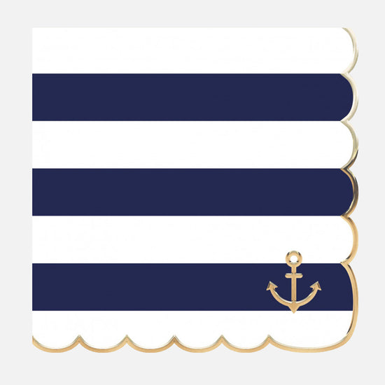 Servilletas festoneadas marineras ideales para una mesa de boda marinera