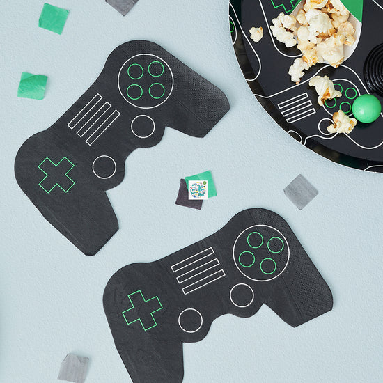 Décoration jeux vidéo pour décorer une table d'anniversaire geek