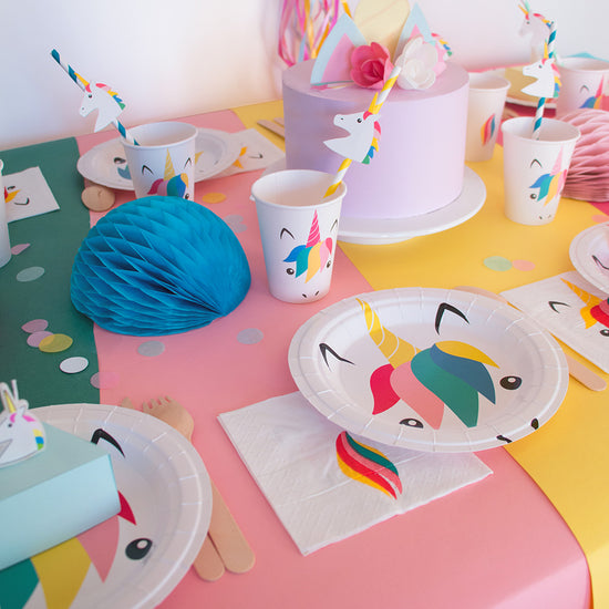 Vaisselle ecoresponsable licorne pour decoration anniversaire fille