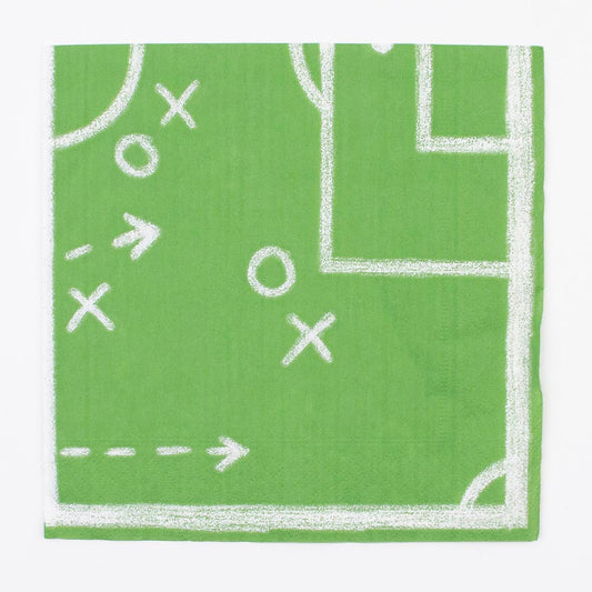 Anniversaire garçon thème foot : serviettes en papier terrain de foot.